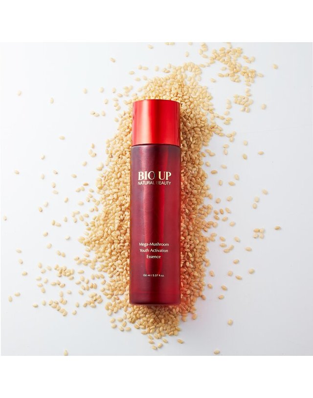 내추럴뷰티 Natural Beauty 바이오 업 메가 버섯 청소년 에센스 150ml 착용컷