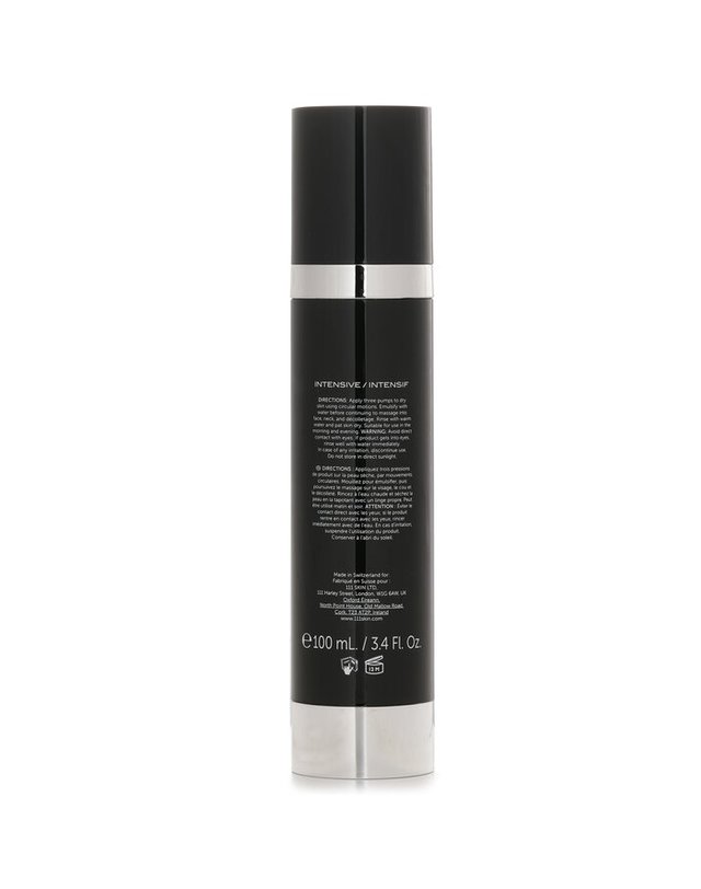 111스킨 원원원스킨 셀레셜 블랙 다이아몬드 블랙 다이아몬드 C 브라이트닝 클렌저 100ml 착용컷
