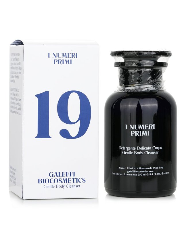 이 누메리 프리미 이 누메리 프리미 N.19 젠틀 바디 클렌저 250ml 착용컷