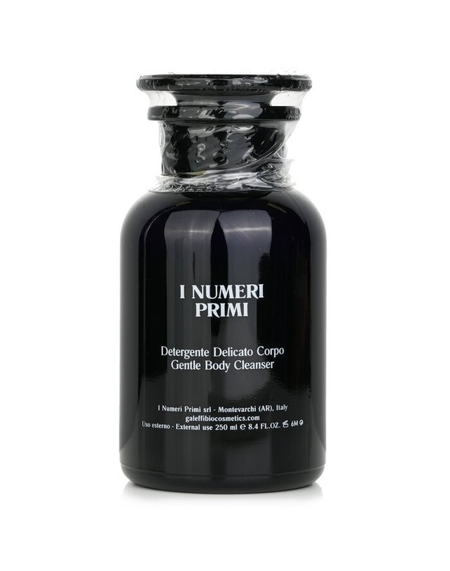이 누메리 프리미 이 누메리 프리미 N.19 젠틀 바디 클렌저 250ml 착용컷