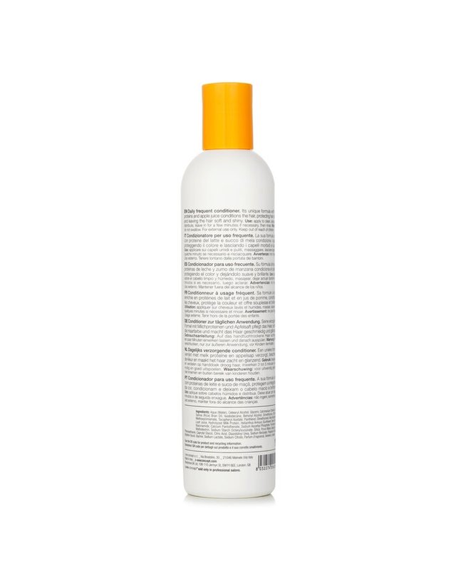 밀크쉐이크 밀크 쉐이크 데일리 프리커시브 컨디셔너 300ml 착용컷