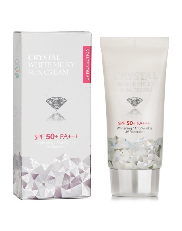 3더블유 클리닉 3W 클리닉 크리스탈 화이트 밀키썬 크림 SF 50+/PA++ 50ml 착용컷