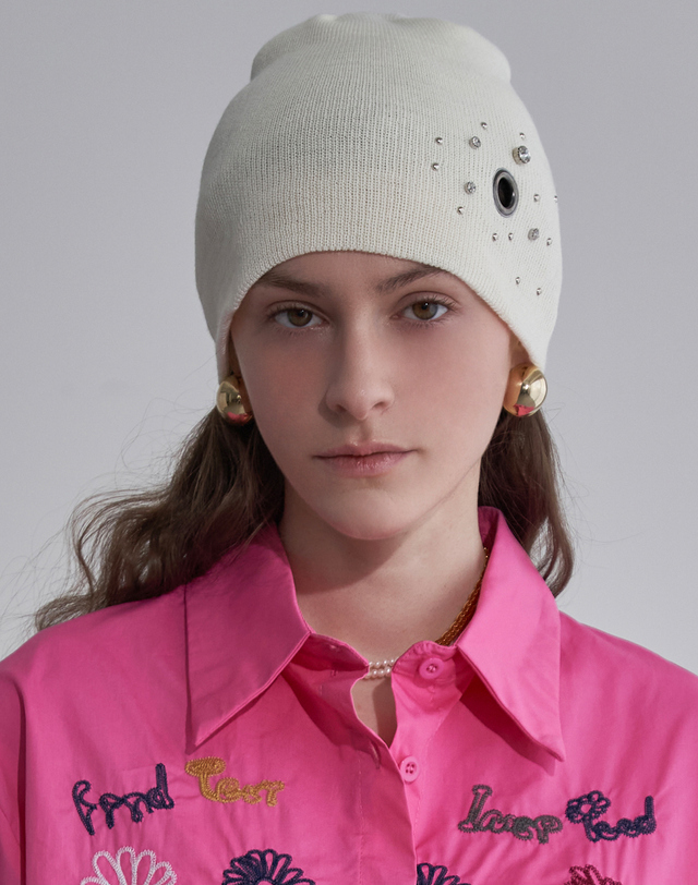 르니앤맥코이 아일렛 포인트 비니 LN04AM101 착용컷