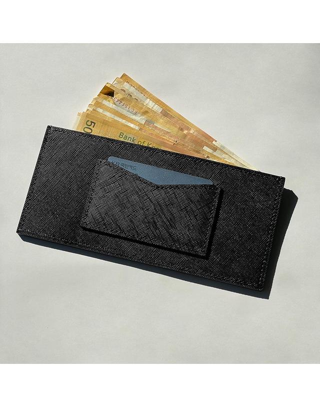 보엔시아 핸드메이드 슬림 지폐 현금지갑 사피아노 가죽 이니셜 각인 여행 골프 내기 라운딩 착용컷