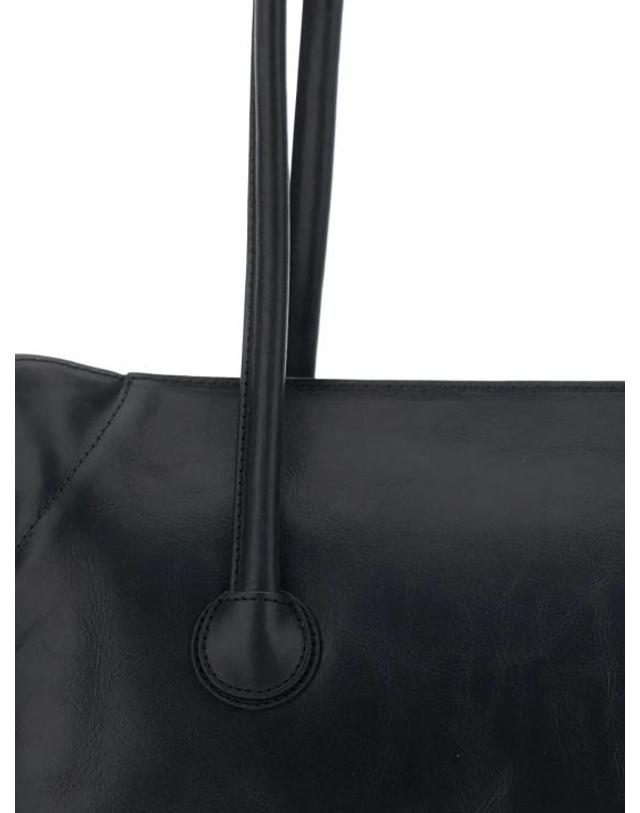 마지셔우드 [해외직구] 26SS 마지셔우드 숄더백 GG045890 SEPIA BLACK 착용컷