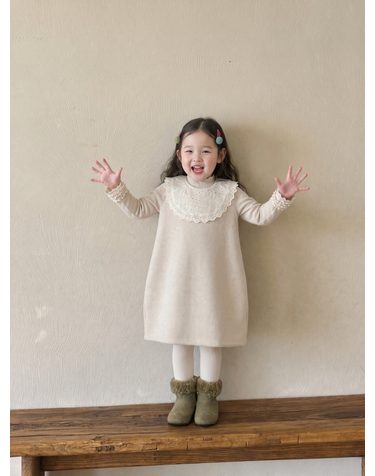 아이보리 울 터치 벌룬 원피스 R24038
