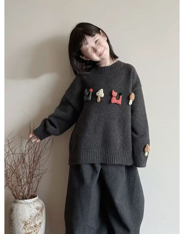 버섯 아플리케 오버핏 니트 R26787