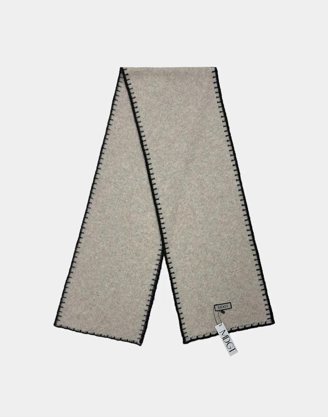 엠디지티 Stitch Scarf Solid[MDE6ZY0015] 착용컷