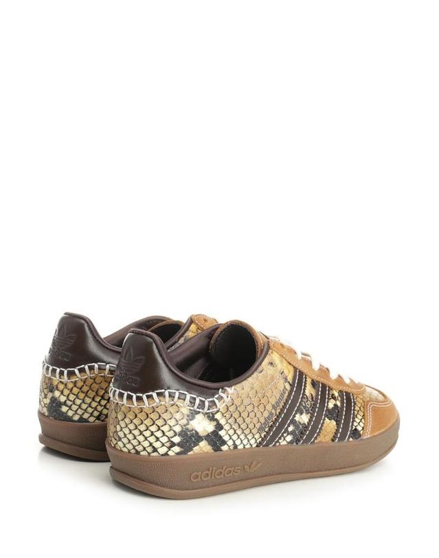 아디다스 [해외직구][A94]아디다스 KK3641RUST WHITE BURGUNDY 공용 스니커즈 ADIDAS x WALES BONNER ADIDAS x WALES BONNER Sneaker Wb Gazelle Snake 착용컷