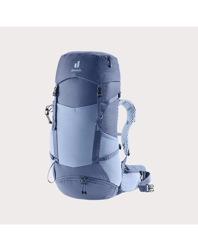 도이터 26년 도이터 푸트라 30 SL 여성 등산 배낭 3400726 착용컷
