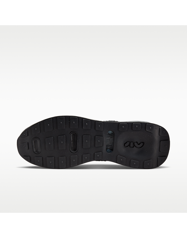 나이키 [NIKE] 나이키 에어맥스 플라이니트 레이서 넥스트 네이처 남성 신발 / 블랙-앤트러사이트-블랙-블랙_FD2764-001 착용컷