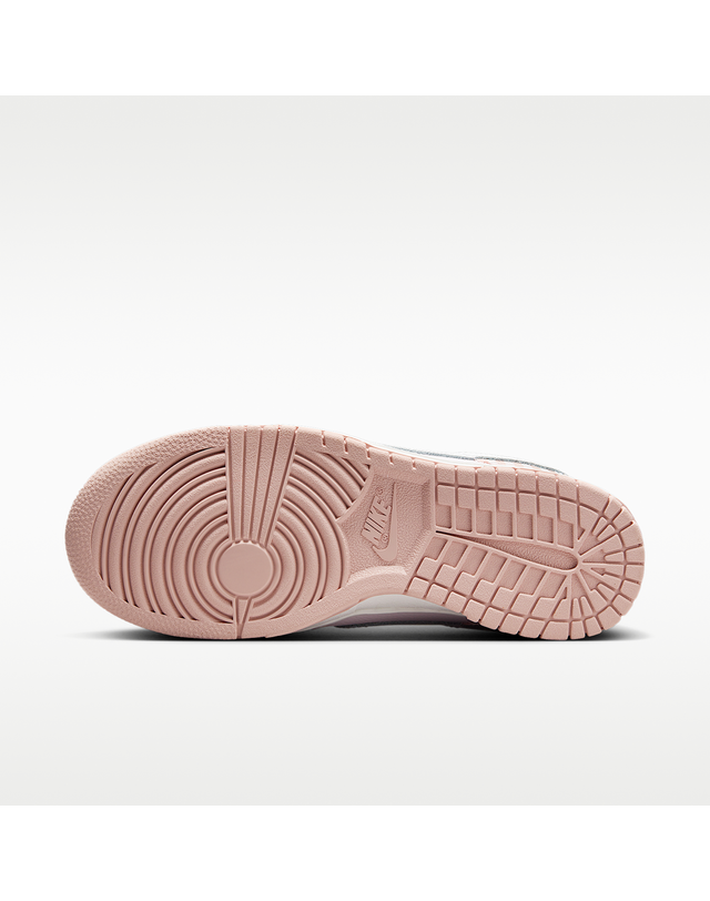 나이키 [NIKE] 나이키 덩크 로우 여성 신발 / 펄 핑크-핑크 옥스퍼드-서밋 화이트_FB9881-600 착용컷