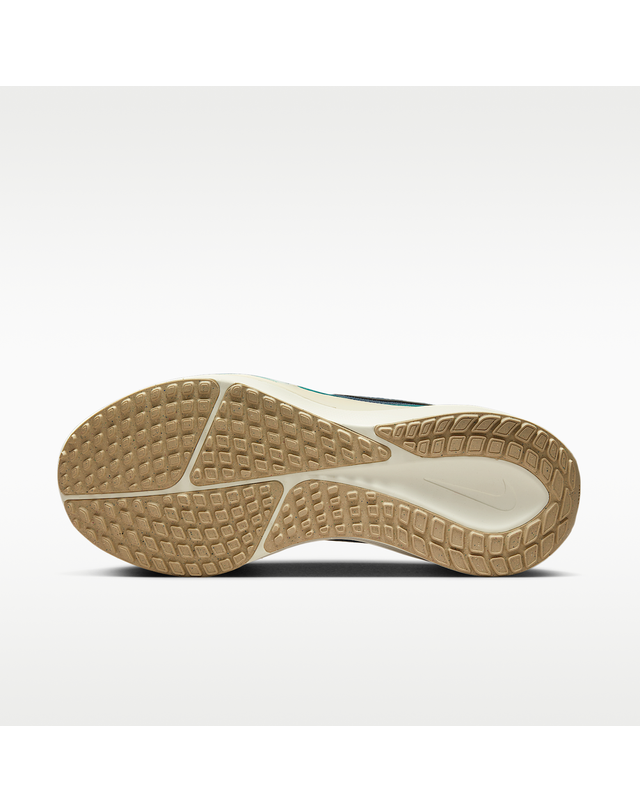 나이키 [NIKE] 나이키 보메로 17 남성 로드 러닝화 / 딥 정글-지오드 틸-씨 글라스-블랙_FB1309-300 착용컷