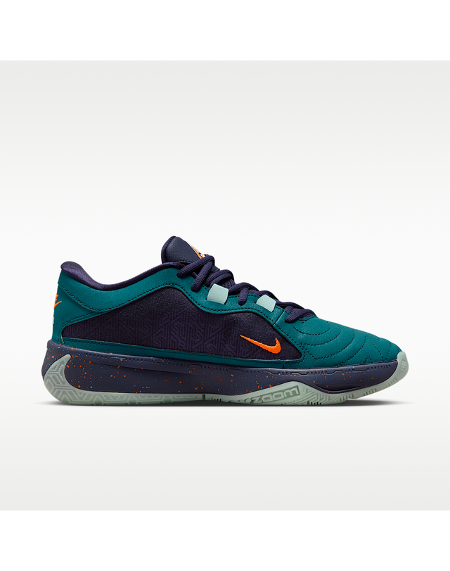 나이키 [NIKE] 야니스 프릭 5 농구화 / 지오드 틸-퍼플 잉크-토탈 오렌지-제이드 아이스_DX4985-300 착용컷