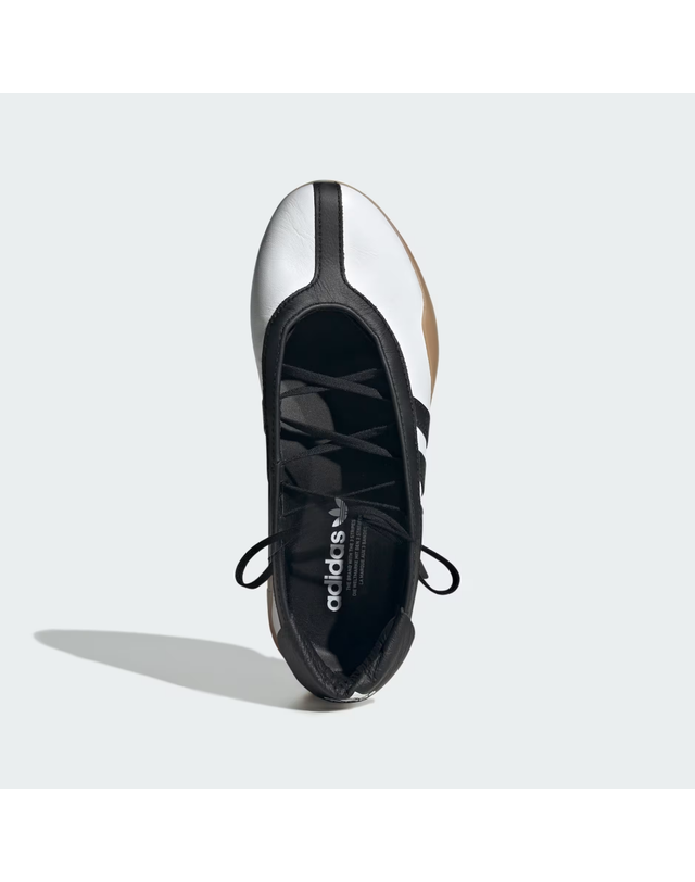 아디다스 [ADIDAS] 아디다스 태권도 메이 발레 슈즈 / 클라우드 화이트 / 코어 블랙 / 검_JR7030 착용컷