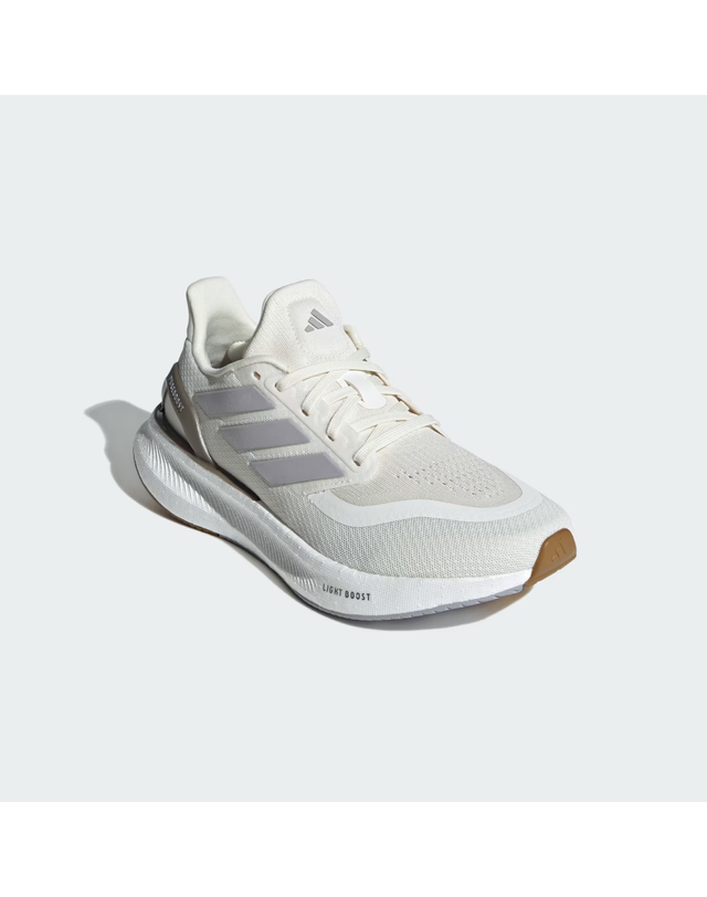 아디다스 [ADIDAS] 아디다스 퓨어부스트 5 러닝화 / 코어 화이트 / 글로리 그레이 / 사이버 메탈릭_IF9205 착용컷