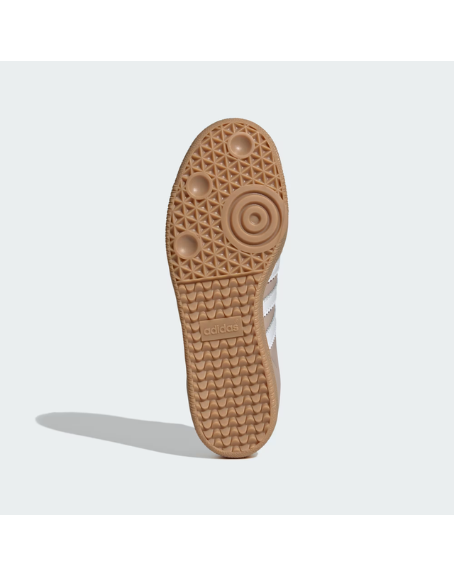 아디다스 [ADIDAS] 아디다스 삼바 OG 슈즈 / 원더 토프 / 클라우드 화이트 / 골드 메탈릭_IE6523 착용컷