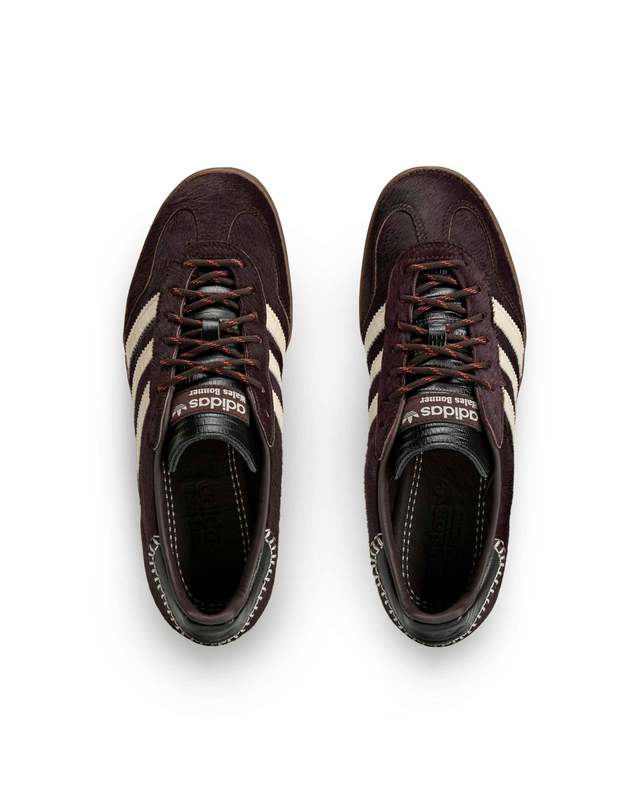 아디다스 [ADIDAS] 웨일스 보너 가젤 포니 슈즈 / 오로라 커피-원더 화이트-코어 블랙_KK3640 착용컷