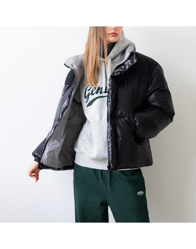 제너럴아이디어 UNISEX 덕 패디드 배색 푸퍼 [BLACK] / SBC4U07005 착용컷