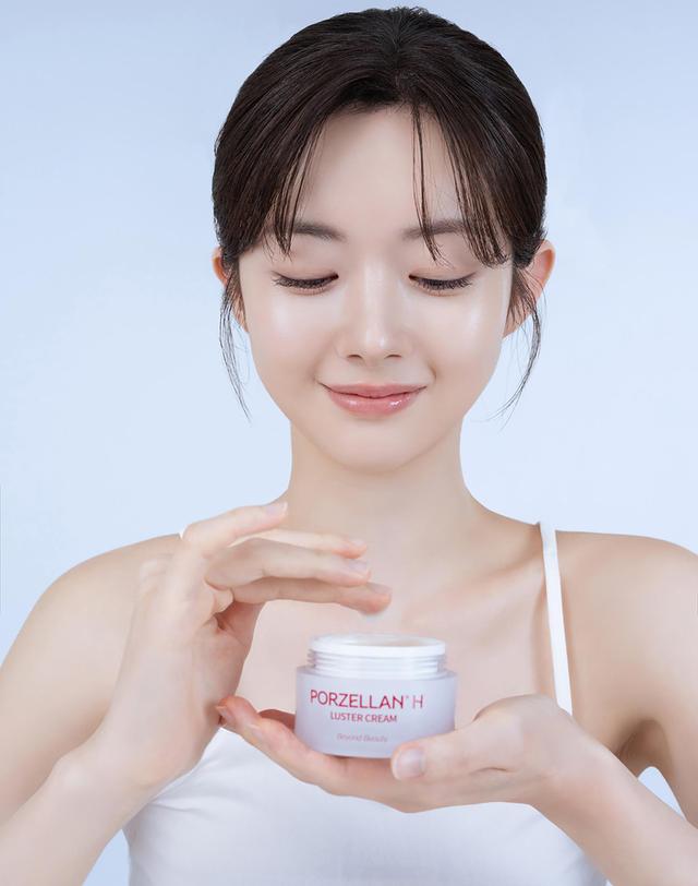 포젤란 홈 포젤란H 러스터 크림 50ml 착용컷