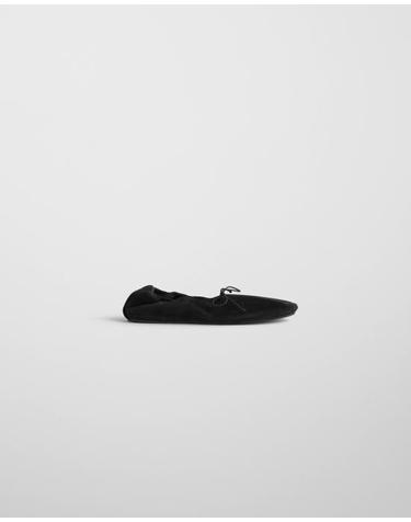[해외직구] 26FW 피비 파일로 플랫 슈즈 AS95 LT0029900BK BLACK
