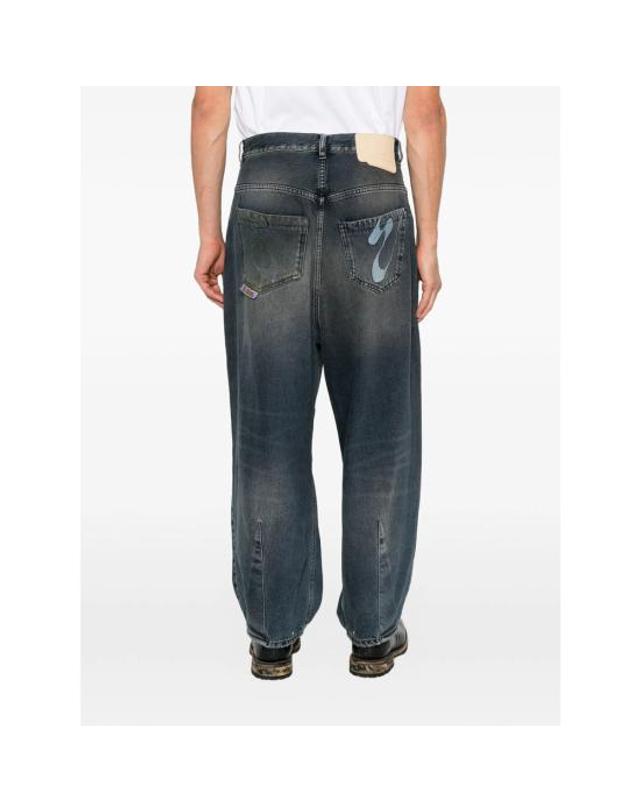 피디에프 [해외직구] 26FW 피디에프 팬츠 DFM03048 DF106 L0154 BLUE 착용컷