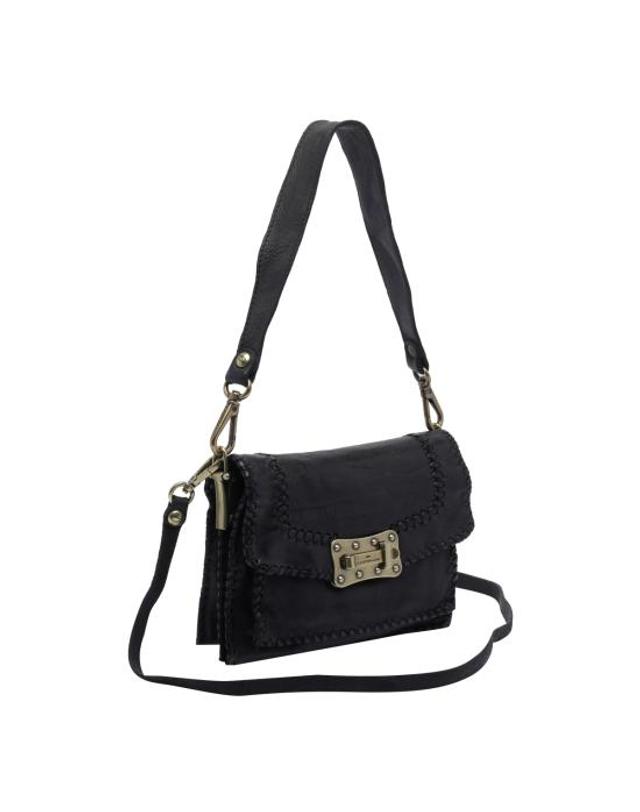 캄포마찌 [해외직구] 26FW 캄포마찌 숄더백 C016500ND X3133C0001 Black 착용컷