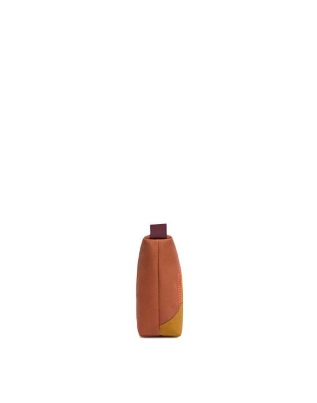 이누이 에디션 [해외직구] 25FW 이누이 에디션 지갑 PM22TC47 arancione ARANCIONE MULTI 착용컷