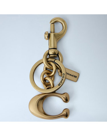 [해외직구] 26 FW 코치 C Bag Charm 로고 디테일 팬던트 백참 키링 1635 B4 BRASS