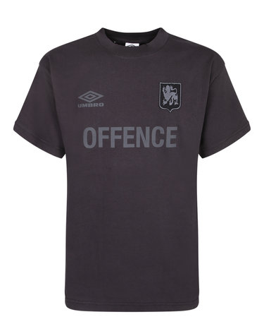[해외직구] 26SS 엄브로 블랙 코튼 T 셔츠  엄브로 로고 앤 Offence text 프린트  자수 crest on the 체스트  UBMW0414JYBLK0020 TP575961670
