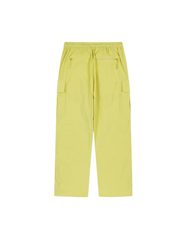 컴젠 [컴젠] 남성 밑단 스트링 절개 카고 팬츠 YELLOW 착용컷