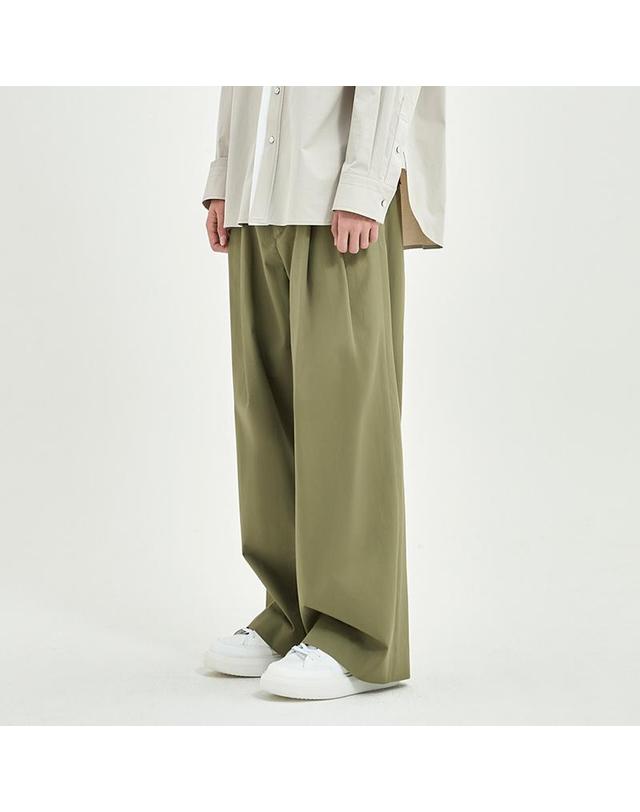 컴젠 [컴젠] 남성 비조 디테일 투턱 와이드팬츠 KHAKI 착용컷