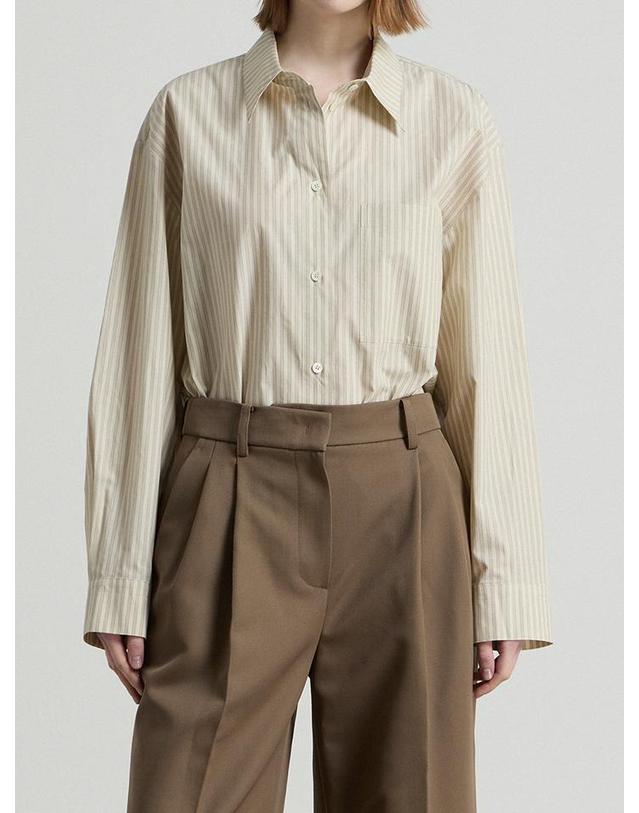 컴젠 [컴젠] 여성 클래식 오버핏 셔츠 BEIGE STRIPE 착용컷