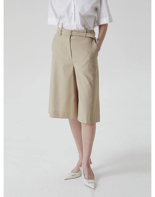 컴젠 [컴젠] 여성 벨트 버뮤다 팬츠 BEIGE 착용컷