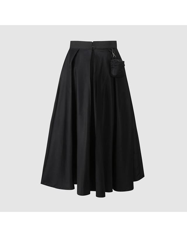컴젠 [컴젠] 여성 나일론 풀 플레어 스커트 BLACK 착용컷