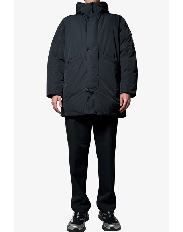 스톤아일랜드 스톤아일랜드 25FW 스톤와펜 마이크로 트윌 라프리마 패딩 자켓 7100008 S0026 V0029 착용컷
