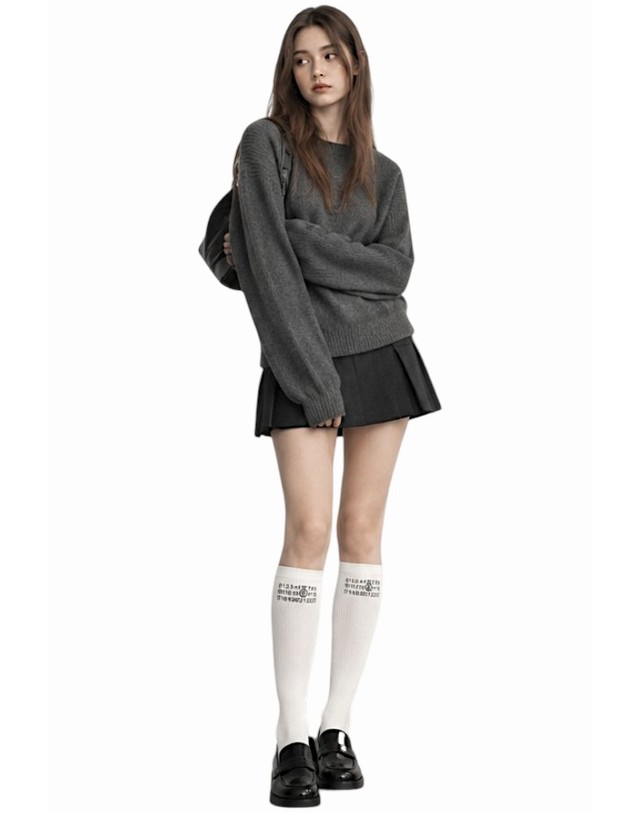 엠엠6 마르지엘라 MM6 마르지엘라 26FW 자카드 로고 니하이 삭스 S52TL0041 M13244 101 착용컷
