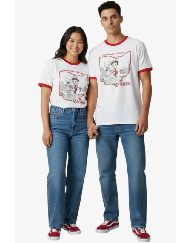 와일드 동키 와일드동키 26SS 카야호가 반팔티셔츠 CUYAKOGA TS04 015 WHITE/RED 착용컷