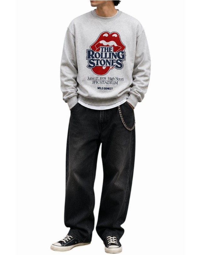 와일드 동키 와일드동키 26FW 롤링 스톤스 콜라보 맨투맨 ROLLINGSTONES CREWNECK FG01 706 HEATHER GREY 착용컷
