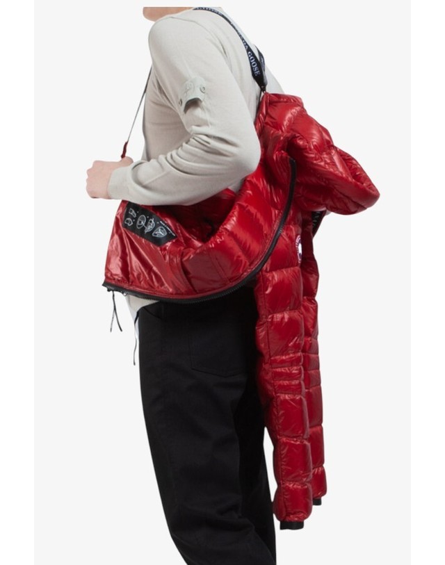 캐나다구스 캐나다구스 크로프톤 후디 다운 패딩 자켓 Crofton Hoody 2227M 111 착용컷