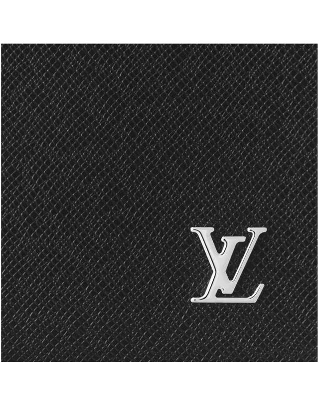 루이비통 [국내백화점/당일배송] 루이비통 포쉐트 보야주 LV 이니셜 M30450 / 남성 클러치백 착용컷
