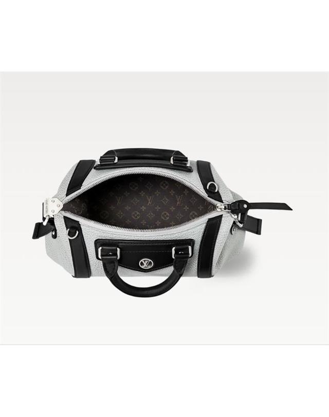 루이비통 [국내백화점/당일발송] 루이비통 LV 바이커 PM (LV Biker PM) 화이트 M25561 / 여성 토트겸숄더백 착용컷