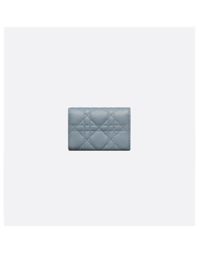 디올 [국내백화점/당일배송] 디올 Dior Caro Glycine 지갑 블루 S5132UWHC_M81B / 여성 반지갑 착용컷