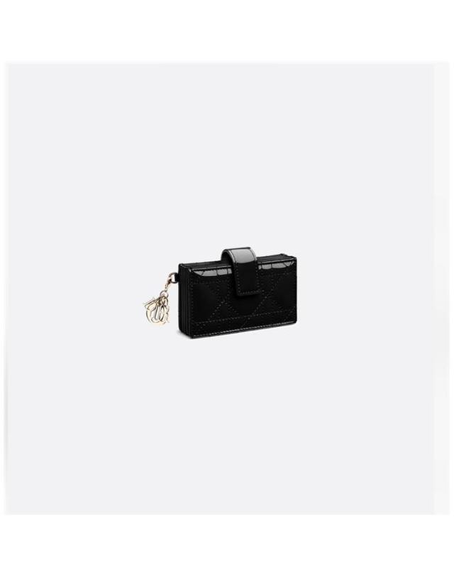 디올 [국내백화점/당일배송] 디올 Lady Dior Jasmine 카드 지갑 S0074OVRB_M900 / 여성 반지갑 착용컷