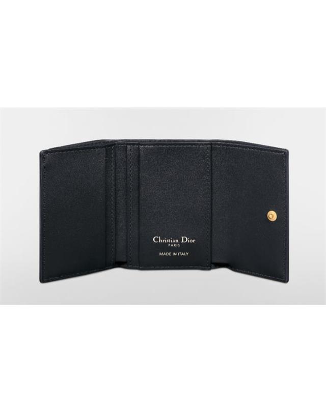 디올 [국내백화점/당일발송] [국내백화점/당일발송] 디올 30 Montaigne Veronia 지갑 S2358UNKO_M928 / 여성 반지갑 착용컷