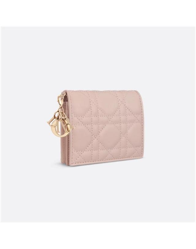 디올 [국내백화점/당일발송] [국내백화점/당일발송] 디올 Lady Dior Gardenia 미니 지갑 파우더 핑크 S0178ONMJ_M973 착용컷