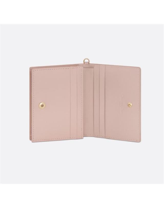 디올 [국내백화점/당일발송] [국내백화점/당일발송] 디올 Lady Dior Gardenia 미니 지갑 파우더 핑크 S0178ONMJ_M973 착용컷