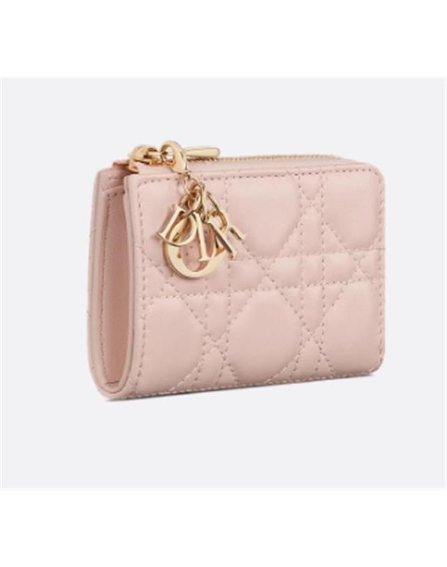 디올 [국내백화점/당일발송] 디올 Lady Dior Yuzu 열쇠 케이스 S6043ONMJ_M413 / 키홀더 착용컷
