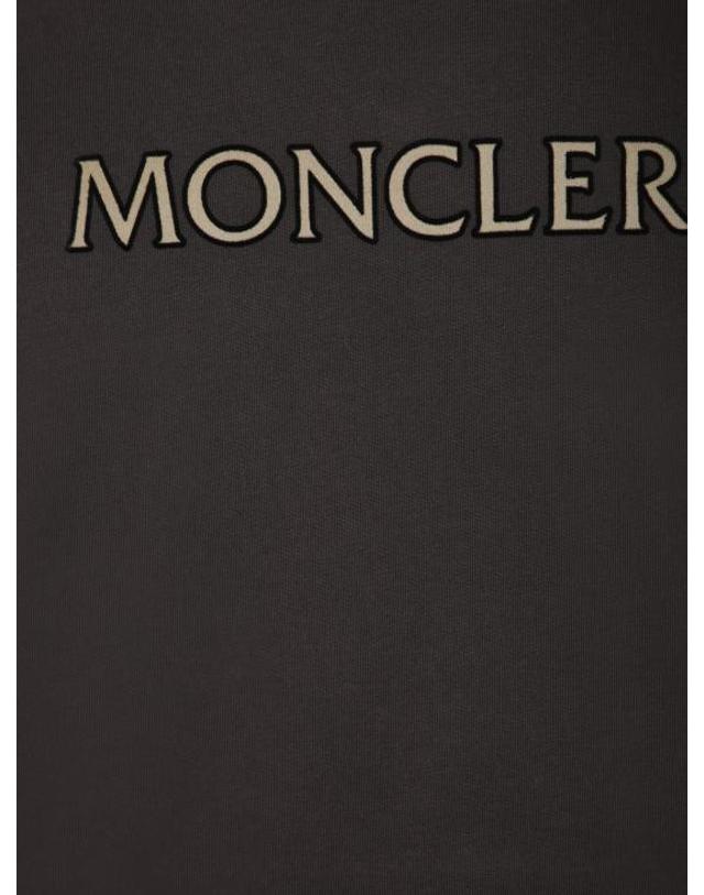 몽클레어 [명품] 26SS 몽클레어 로고 프린트 코튼 티셔츠 8C00075 89B8U 999 BLACK DOM 착용컷