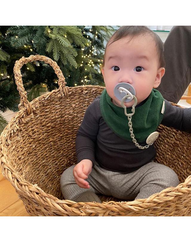스테이지 어라운드 아기 침받이 턱받이 타올 [스카프빕] 착용컷